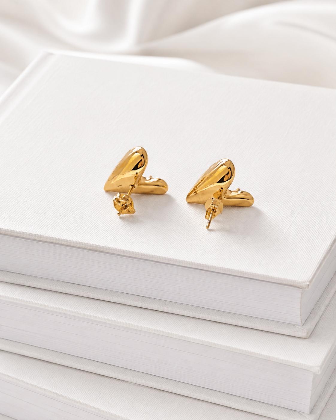 Perlas en corazón piedra