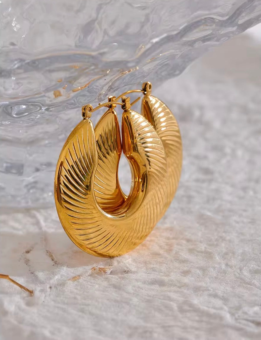 Gold fashion